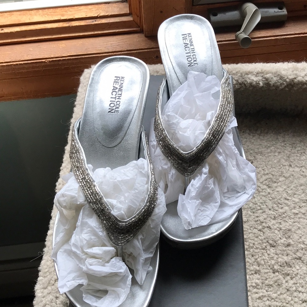 Kenneth Cole Sandals